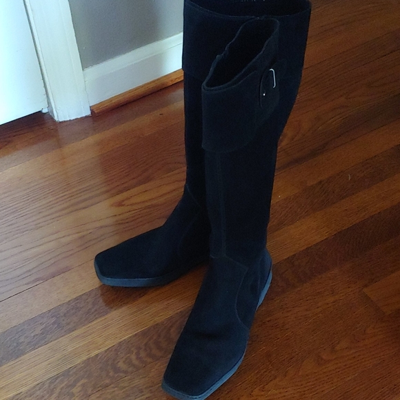 Salvatore Ferragamo Shoes - Like new Salvatore Ferragamo leather boots sz.9M Authentic